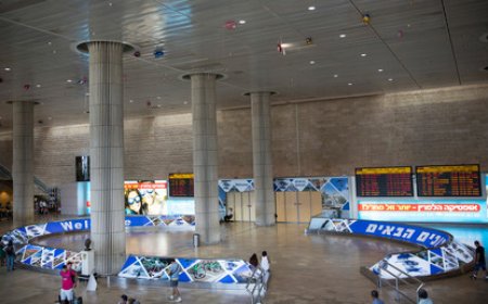 Les Houthis menacent l'aéroport Ben Gourion de Tel Aviv