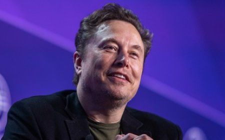 Musk annonce que sa start-up d’intelligence artificielle xAI a racheté son réseau social X