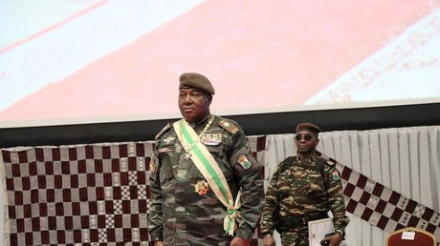 Niger : Abdourahamane Tiani investi président de la transition pour cinq ans lors d’une cérémonie officielle