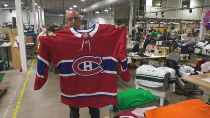 Hockey : les tarifs douaniers de Trump et leur impact sur les maillots de la LNH