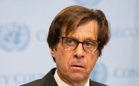 Le nouvel ambassadeur de France arrive en Russie