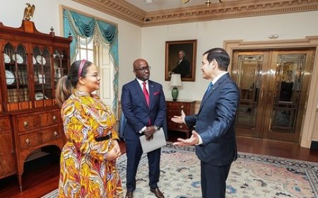 Le Rwanda négocie pour accueillir des migrants expulsés des États-Unis