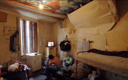 Un nonagénaire face à une facture d’eau de plus 17 000 euros laissée par des squatteurs