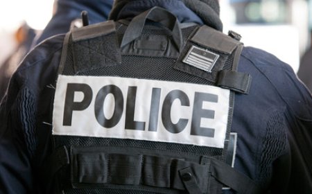Val-de-Marne : un policier grièvement blessé après une chute lors d’un vol de cuivre