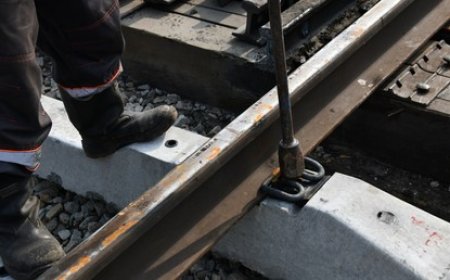 Russie : des dommages sur la voie ferrée découverts dans la région de Briansk où un train a déraillé la veille